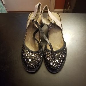 Shoes black in color with some bling. No box.